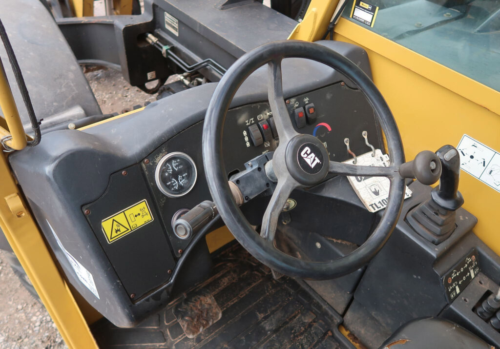 2008 Caterpillar TL1055